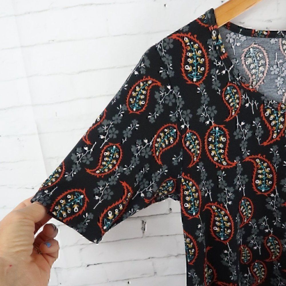 LULAROE BLACK ORANGE GREEN WHITE PAISLEY SHORT SLEEVE TUNIC TOP SIZE XXS - Picture 7 of 9